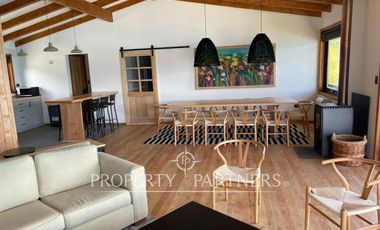 Patagonia, espectacular casa orilla lago General Carrera