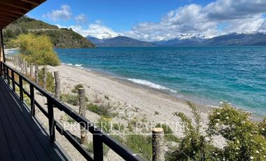 Patagonia, espectacular casa orilla lago General Carrera