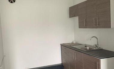 Preciosa casa comercial con oficinas impecables y en insuperable ubicación