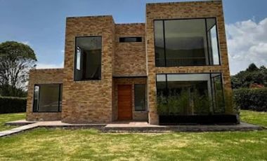 ARRIENDO de CASAS en TENJO