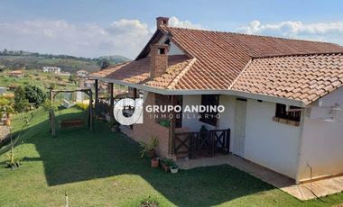 VENTA de CASA CAMPESTRE en PIEDECUESTA