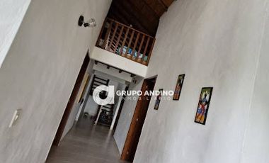 VENTA de CASA CAMPESTRE en PIEDECUESTA