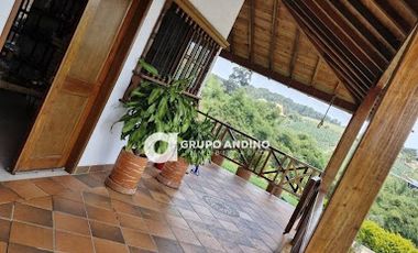 VENTA de CASA CAMPESTRE en PIEDECUESTA