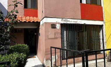 Casa en venta en Los Reyes Ixtacala
