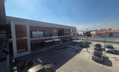 Local en centro comercial en renta en Santa María, San Mateo Atenco, México