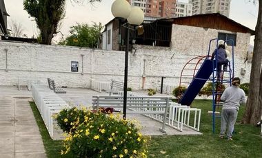 Departamento en Venta en Avenida Vivaceta, cerca de Metro Zapadores