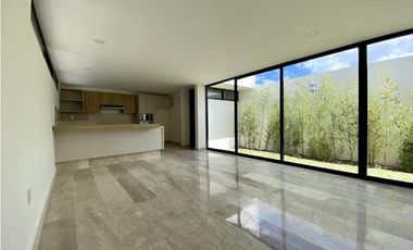 Casa nueva en renta en Miralta Residencial