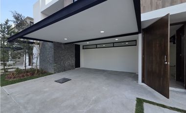 Casa nueva en renta en Miralta Residencial