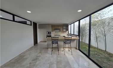 Casa nueva en renta en Miralta Residencial