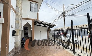 CASA COMERCIAL EN CALLE HUANHUALI