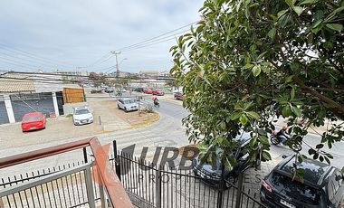 CASA COMERCIAL EN CALLE HUANHUALI