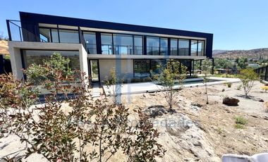 CASA NUEVA EN CONDOMINIO SEGURIDAD 24/7