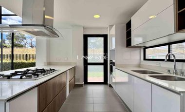 Casa Tipo Cedro Monterrey en Renta – Oikos Savanna, Cajicá