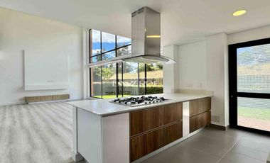 Casa Tipo Cedro Monterrey en Renta – Oikos Savanna, Cajicá