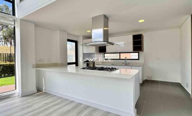 Casa Tipo Cedro Monterrey en Renta – Oikos Savanna, Cajicá