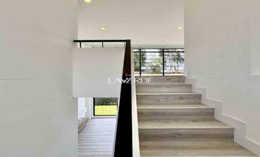 Casa Tipo Cedro Monterrey en Renta – Oikos Savanna, Cajicá