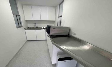 CONSULTORIO  EN ARRIENDO EN ZONA NORTE/SECTOR CLINICAS/ARMENIA