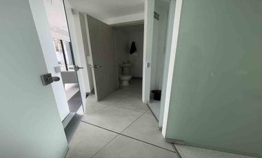 CONSULTORIO  EN ARRIENDO EN ZONA NORTE/SECTOR CLINICAS/ARMENIA