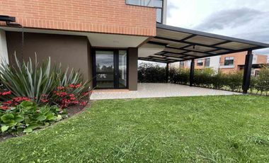 Casa remodelada para estrenar en Oikos Savanna Santa Clara – 112.88 m²