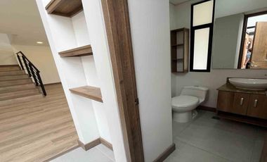 Casa remodelada para estrenar en Oikos Savanna Santa Clara – 112.88 m²