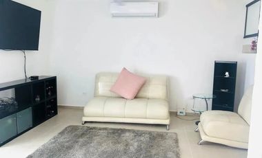 CASA EN RENTA MERIDA, CONKAL, PRIVADA BOTANICO, CON PANELES SOLARES, DISPONIBLE.