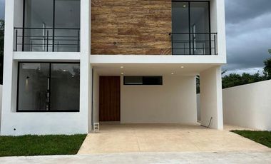 CASA EN VENTA MERIDA, CONKAL, PRIVADA TAMORA, ENTREGA INMEDIATA.