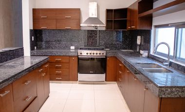 CASA EN VENTA MERIDA, TEMOZON NORTE, PRIVADA ALLEGRA, ENTREGA INMEDIATA