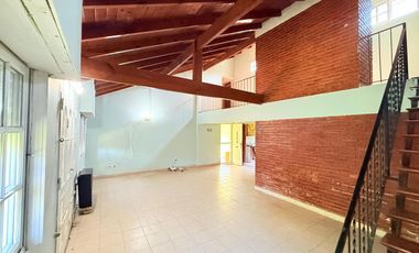 APTO CREDITO - Casa 4 AMB en Venta, Parque Alvear I, Tortuguitas