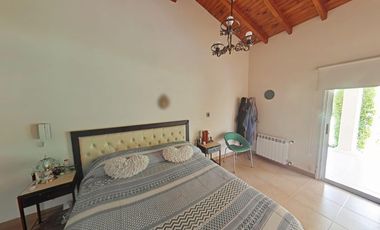 CASA EN VENTA 5 DORMITORIOS BARRIO PRIVADO LAS CATALPAS CON TOUR VIRTUAL
