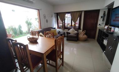 Casa en venta - 2 Dormitorios 1 Baño - Mar del Plata