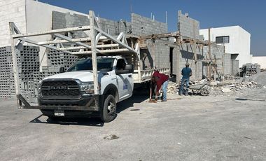 CASA EN VENTA  EN ZONA SALTILLO