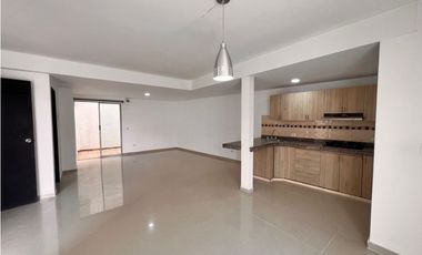 Venta de casa en Jamundi - Madeira Club House