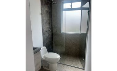 Se Arriendo Apartamento en los Colores, Medellin.