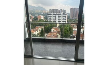 Se Arriendo Apartamento en los Colores, Medellin.
