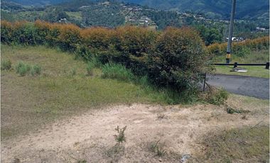 LOTE EN PARCELACIÓN EL RETIRO