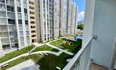SE RENTA APARTAMENTO EN LA AV 19 NORTE