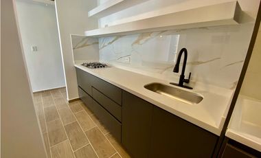 SE RENTA APARTAMENTO EN LA AV 19 NORTE