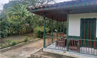 Finca en la Tebaida Quindío 3 cuadras