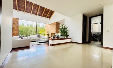 Arriendo casa campestre de dos niveles en chia UNIFAMILIAR