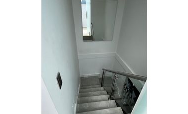 Vendo Pent-house en San Jerónimo