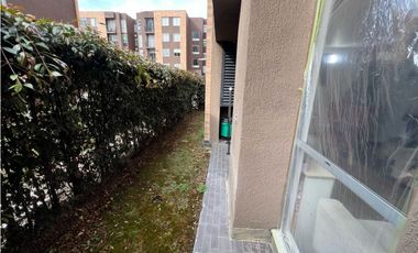 Vendo lindo apartamento primer piso con zona verde