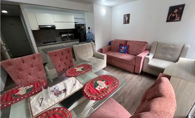 Vendo lindo apartamento primer piso con zona verde