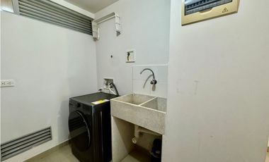 Apartamento en Sabaneta para la venta, en piso 12