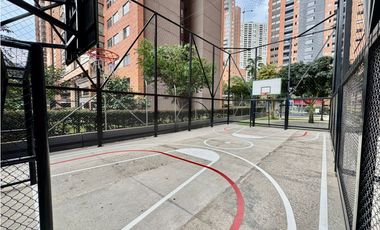 Apartamento en Sabaneta para la venta, en piso 12