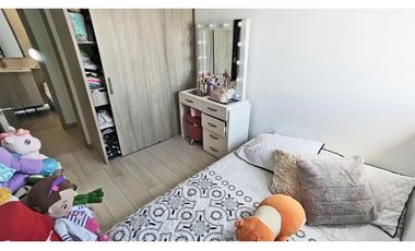 Vendo apto piso alto muy nuevo, linda vista, Sabaneta Loma San José