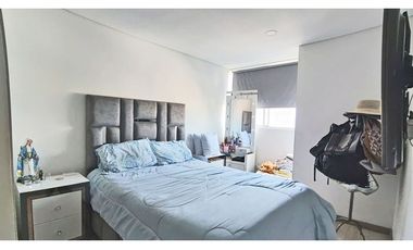 Vendo apto piso alto muy nuevo, linda vista, Sabaneta Loma San José