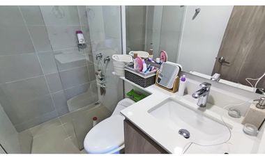 Vendo apto piso alto muy nuevo, linda vista, Sabaneta Loma San José