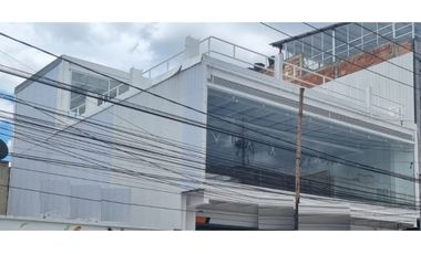 LOCAL EN ZONA COMERCIAL DE KENEDY $29.500. 000 MAS IVA