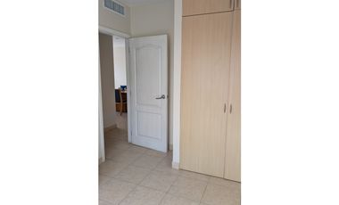 En venta departamento Edificio Torre del Sol Manta.