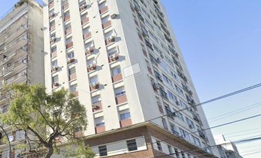 Departamento 4 ambientes Libertador y Manuel Uribelarrea